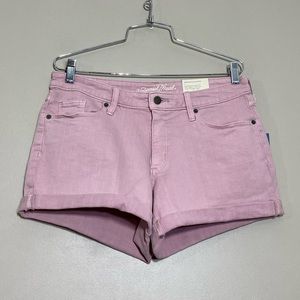 Universal Tread || woman’s mid rise pink shorts 
 size 10/30